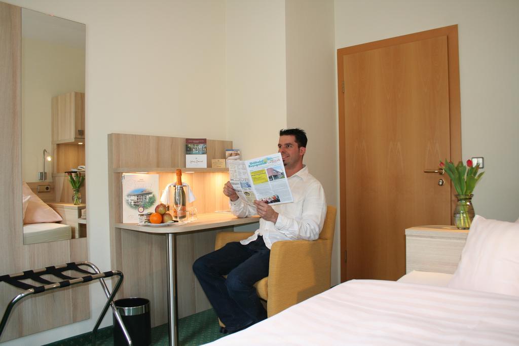 Hotel Sonnenhof Бад Вилдбад Екстериор снимка