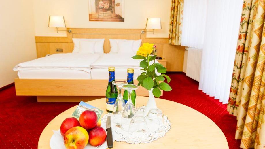 Hotel Sonnenhof Бад Вилдбад Екстериор снимка